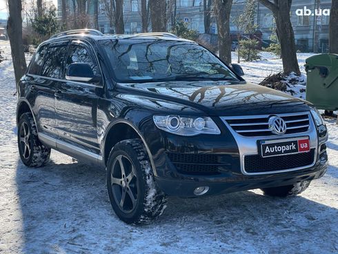 Volkswagen Touareg 2007 черный - фото 3