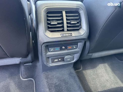 Volkswagen Tiguan 2020 - фото 20