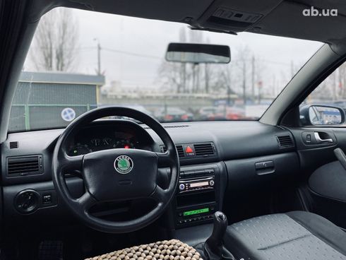 Skoda Octavia 2006 серый - фото 15