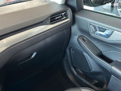 Ford Escape 2022 черный - фото 24