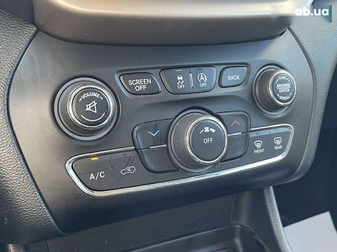 Jeep Cherokee 2016 - фото 26