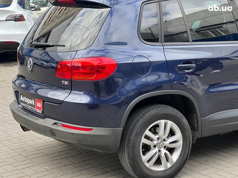 Volkswagen Tiguan 2016 синий - фото 6