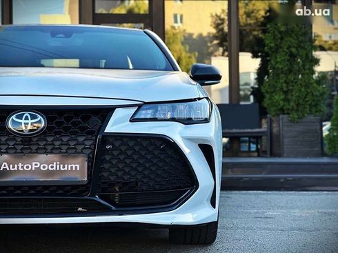 Toyota Avalon 2018 - фото 3