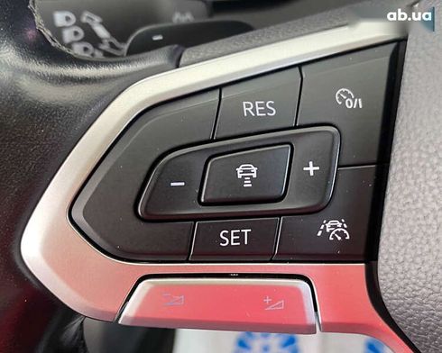Volkswagen Passat 2020 - фото 22