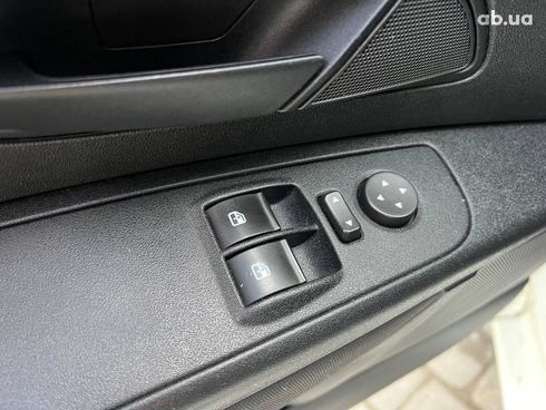 Fiat grande punto 2012 белый - фото 16