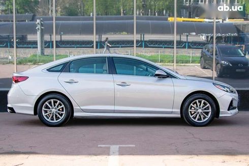 Hyundai Sonata 2018 - фото 2