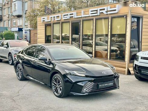 Toyota Camry 2025 - фото 8