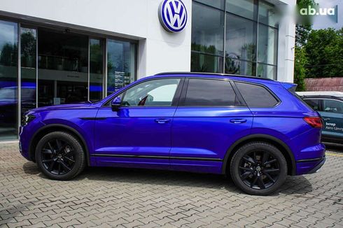 Volkswagen Touareg 2022 - фото 12