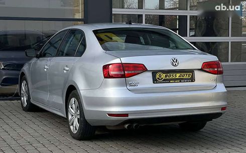 Volkswagen Jetta 2015 - фото 4