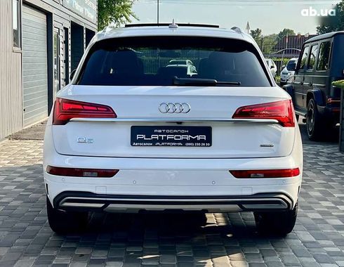 Audi Q5 2021 - фото 10