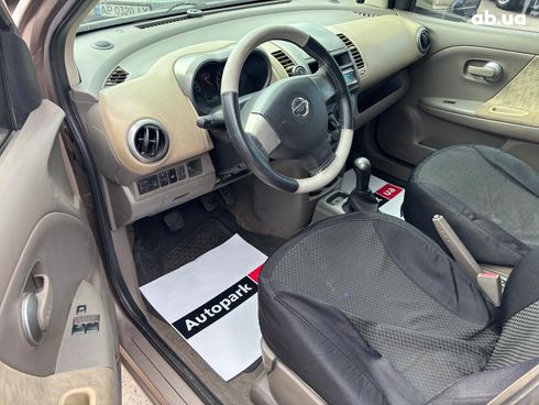 Nissan Note 2006 бежевый - фото 12