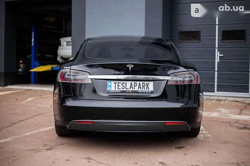 Tesla Model S 2013 - фото 8