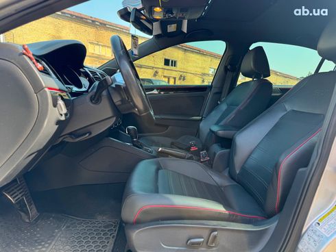 Volkswagen Jetta 2015 серый - фото 22
