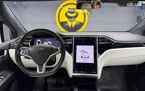 Tesla Model X 2017 - фото 18