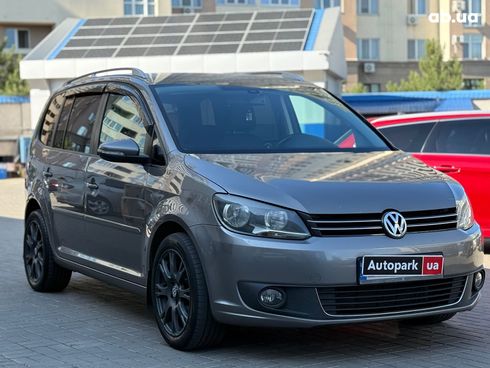 Volkswagen Touran 2010 серый - фото 3
