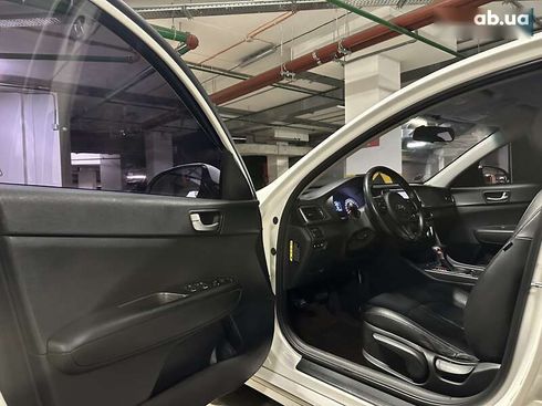 Kia K5 2015 - фото 17