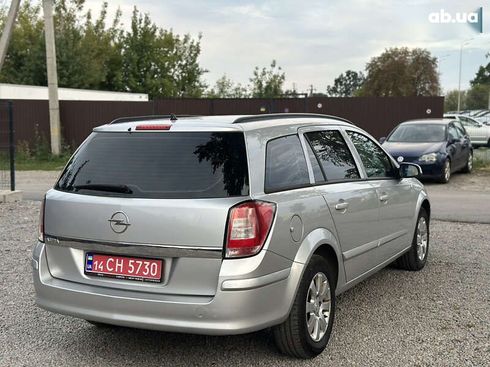 Opel Astra 2008 - фото 13