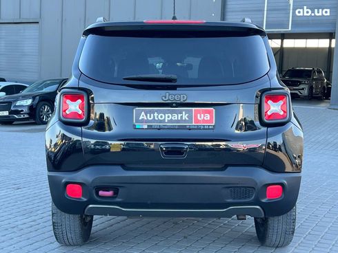 Jeep Renegade 2017 черный - фото 7