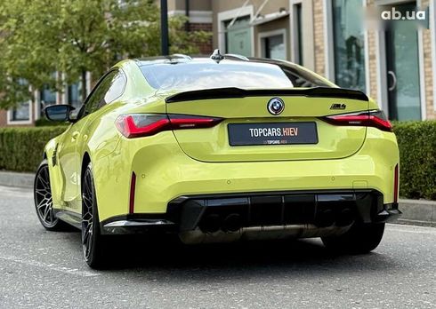 BMW M4 2021 - фото 13