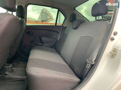 Renault Logan 2020 - фото 12