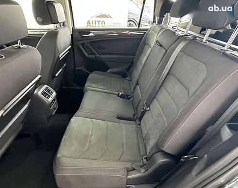Volkswagen Tiguan Allspace 2018 - фото 12