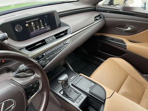 Lexus ES 2019 - фото 20