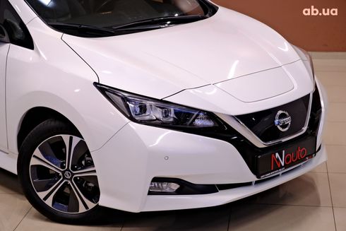 Nissan Leaf 2019 белый - фото 3