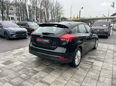 Ford Focus 2017 - фото 11