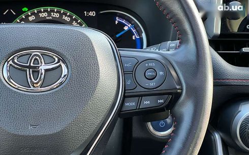 Toyota RAV4 2021 - фото 13