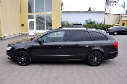 Skoda Superb 2011 - фото 13