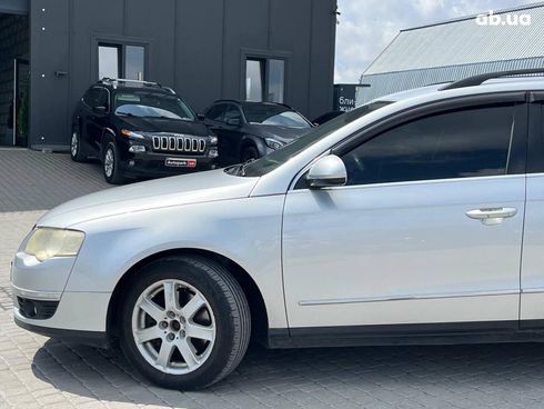 Volkswagen passat b6 2005 серый - фото 3
