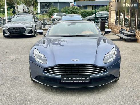 Aston Martin DB11 2017 - фото 2