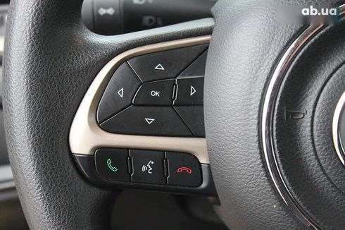 Jeep Renegade 2016 - фото 29