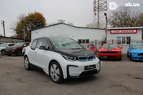 BMW i3 2018 - фото 2