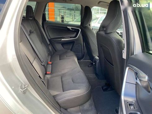 Volvo XC60 2017 - фото 22