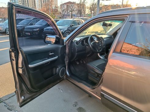 Suzuki Grand Vitara 2013 коричневый - фото 18