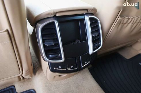 Porsche Cayenne 2013 - фото 24