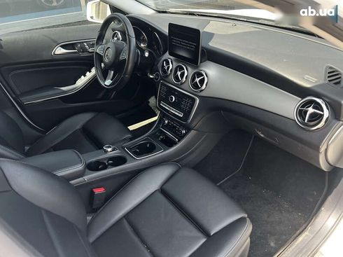 Mercedes-Benz GLA-Класс 2018 - фото 10