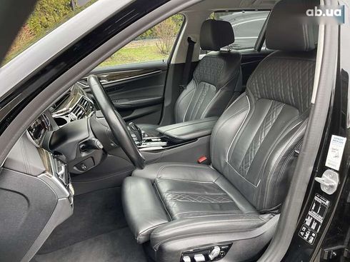 BMW 5 серия 2019 - фото 17