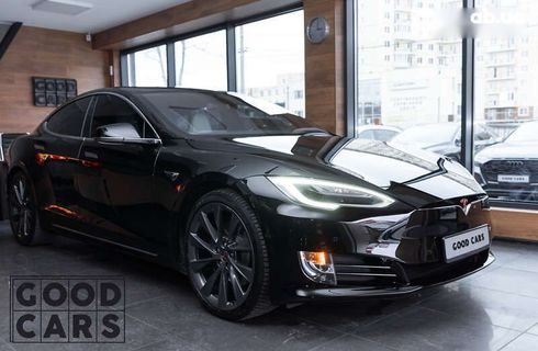Tesla Model S 2019 - фото 2