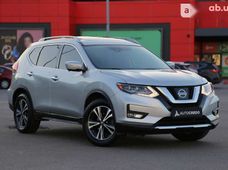 Продажа б/у Nissan Rogue 2016 года - купить на Автобазаре