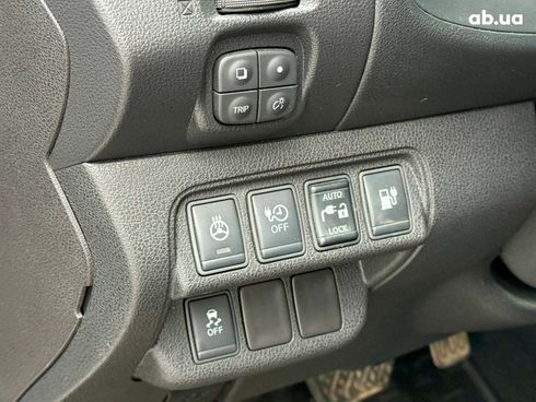 Nissan Leaf 2015 серый - фото 7