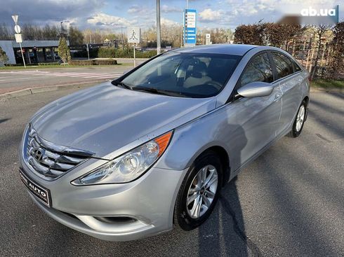 Hyundai Sonata 2012 - фото 2