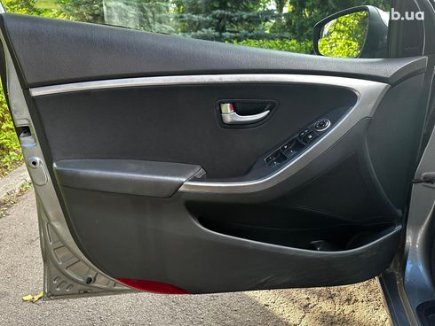 Hyundai Elantra 2014 серый - фото 9