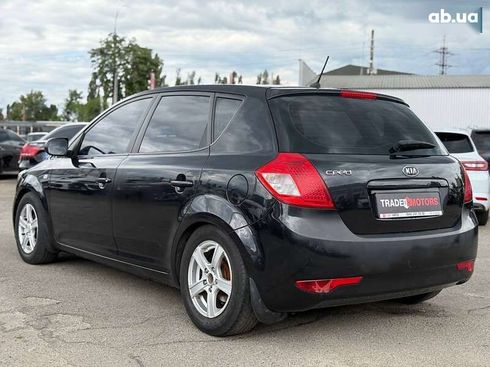 Kia Cee'd 2011 - фото 6