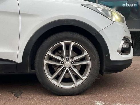 Hyundai Santa Fe 2015 - фото 12
