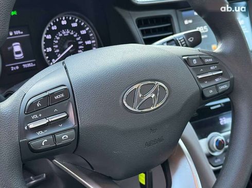 Hyundai Elantra 2019 - фото 18