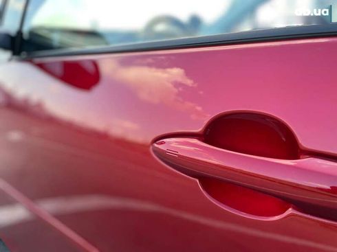 Toyota Prius 2017 - фото 12