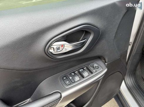 Jeep Cherokee 2018 - фото 14