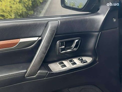 Mitsubishi Pajero Wagon 2008 - фото 15